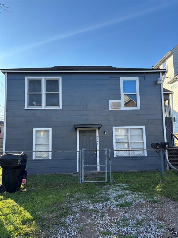 Photo - 2725 Rutland St Casa