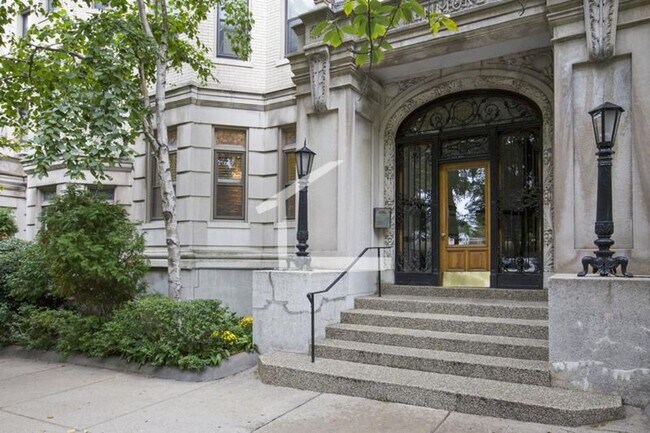Nice 2 bed near Berklee - Nice 2 bed near Berklee Rental