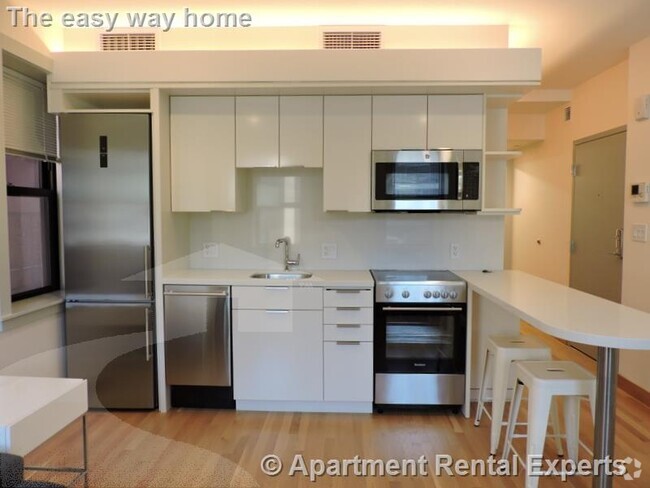 Building Photo - 115 Mt Auburn St Unit #43 Rental
