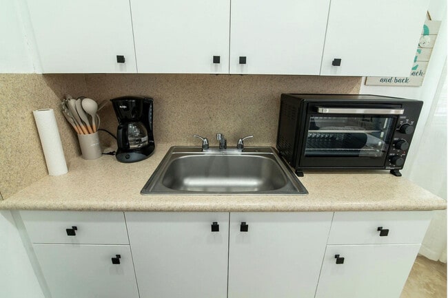 Photo - 3230 NE 13th St Unit 203