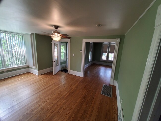 Photo - 1134 N 44th St Unit Lower