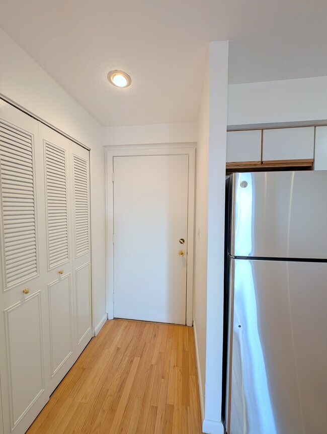 Photo - 10 Roberts St Unit 35