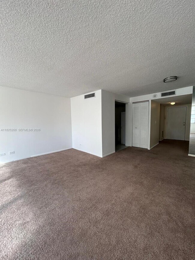 Photo - 251-174 174th St Unit 1210