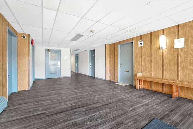 Photo - The Somerset Apartments