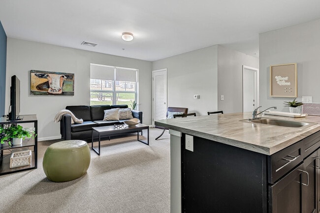 Photo - Nittany Place-Student Housing