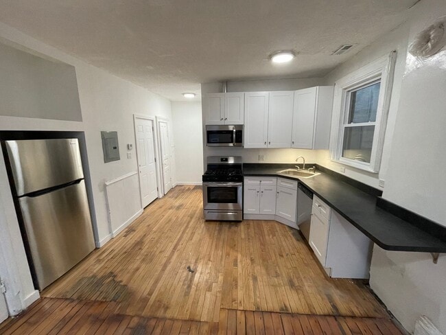 Photo - 1450 W 18th St Unidad 3 Front