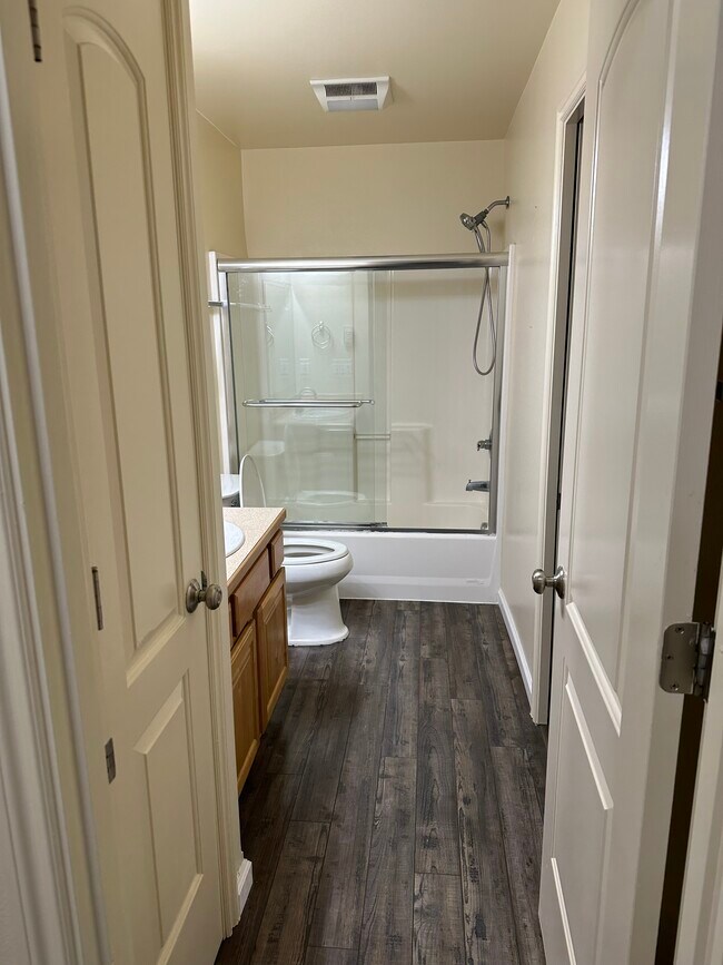 2843 S Avalon Cir Unidad 3