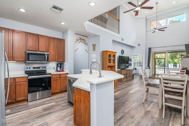 Photo - 206 Tin Roof Ave