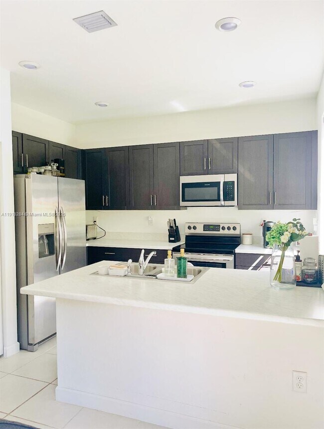 Photo - 2624 SE 11th Ct