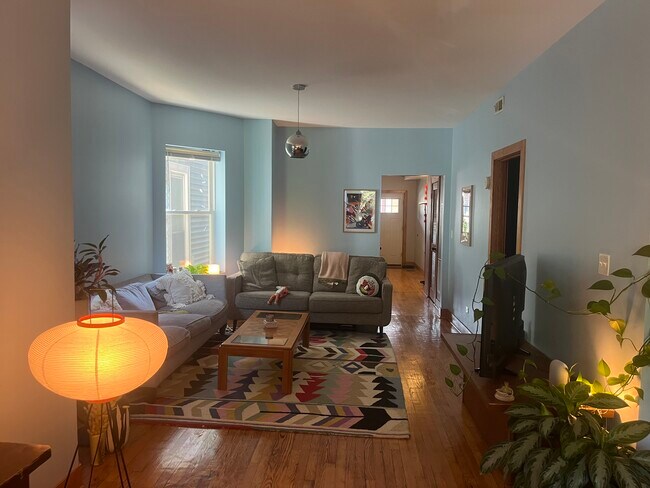 Photo - 3043 West Belden Avenue Unit 1st Floor