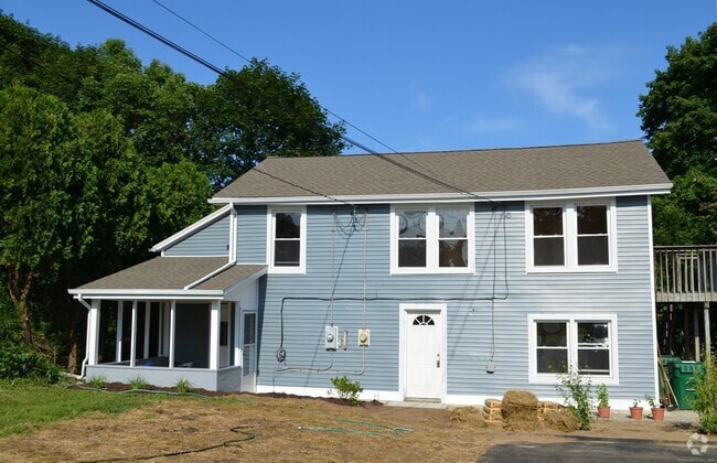 Building Photo - 9 Miner Ave Rental