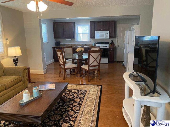 Photo - 1115 Heatherwood Cir