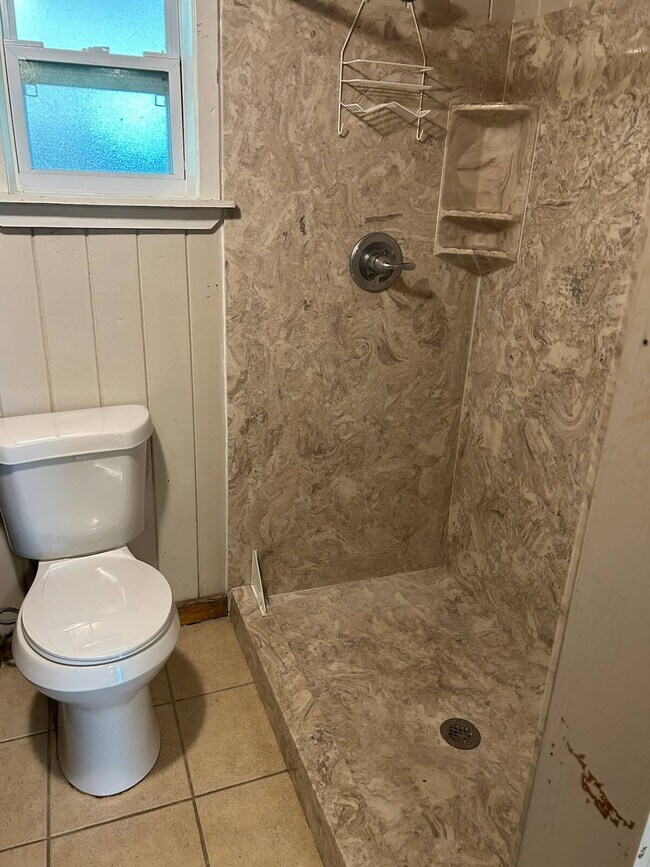 Photo - 916 Lake Josephine Dr Unit #1
