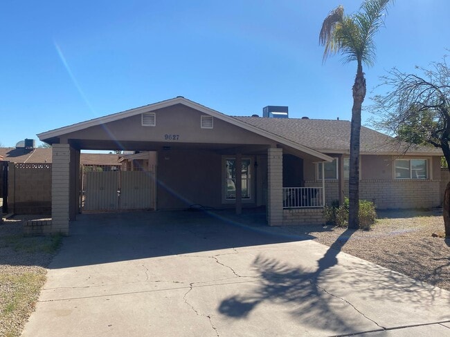 Photo - Nicely updated 3/2 SFH in Glendale w no HOA