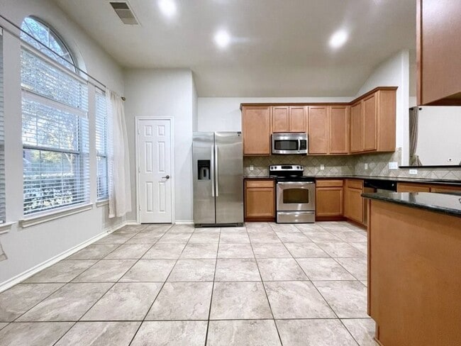 Photo - 6715 Pheasant Oak Dr