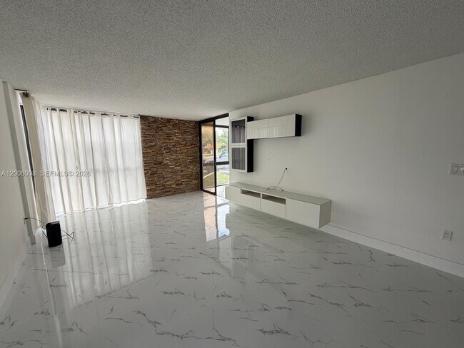 Photo - 18000 NW 68th Ave Unit 101A