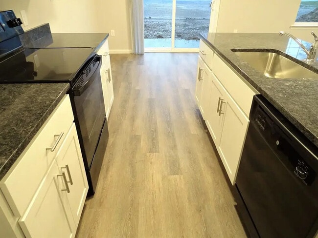 Photo - 5 Cobblestone Ct