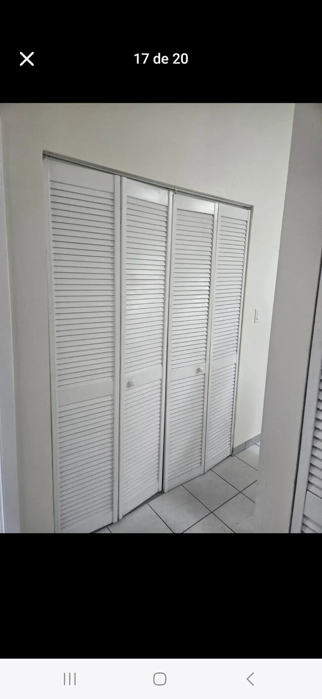 Photo - 2686 W 74th St