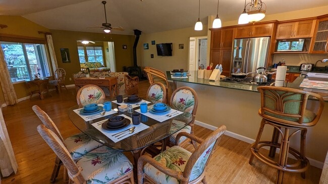 Photo - 11-3837 Nahelenani St