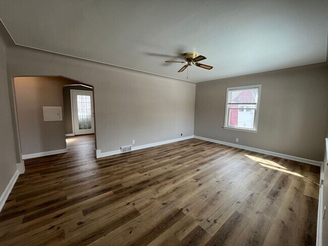 Photo - Spacious 2 Bedroom, 1 Bath Home with Garag...