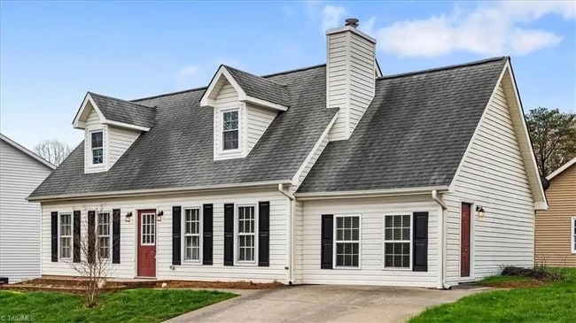 Photo - 332 Brookside Ct