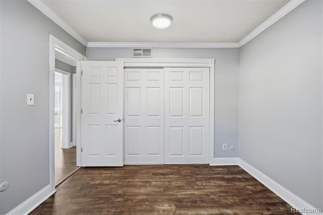 Photo - 4030 W 13 Mile Rd Unit apt j2
