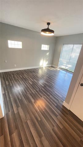 Photo - 5837 Velasco Ave Unidad 201