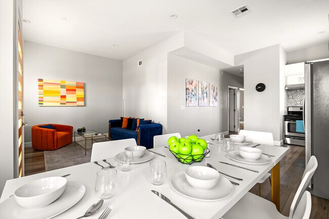 Photo - 3417 Edgehill Dr Unidad 3417.5