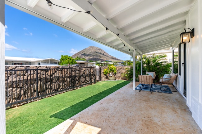 Photo - 7263 Anakua St