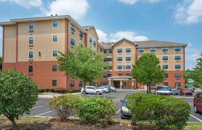 Building Photo - Furnished Studio-Secaucus - Meadowlands Rental