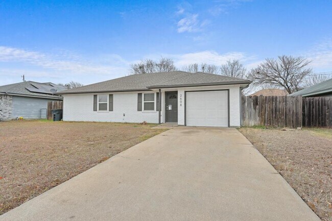 2608 Cross Timber Dr
