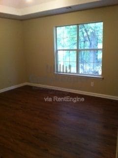 Photo - 725 Old Stone Ct