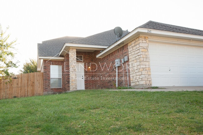 Building Photo - 241 Rentz Pl Cir