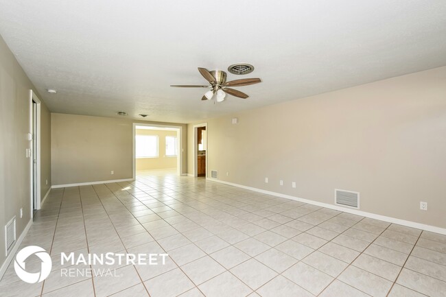 Photo - 2621 10th St