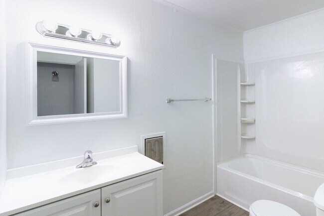 Photo - Park Place Apartments Unit 308