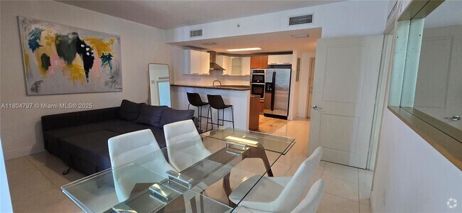 Building Photo - 170 SE 14th St Unit 1403 Rental