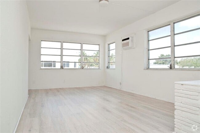 Building Photo - 1323 N Federal Hwy Unit 7 Rental