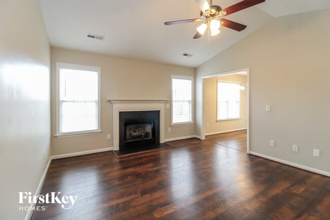 Photo - 164 Wynbrook Ct