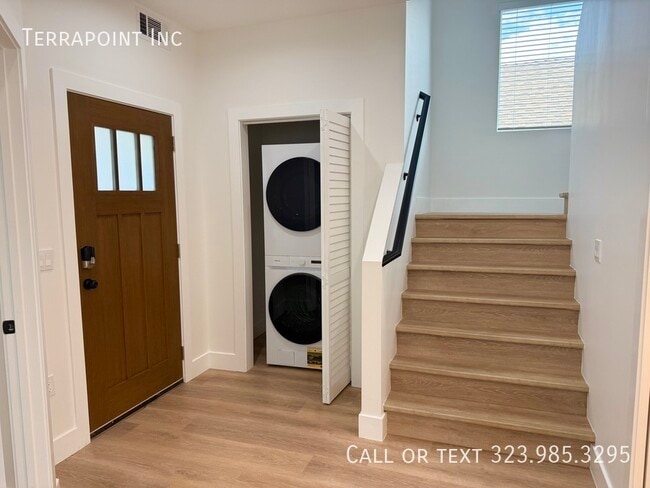 Photo - 678 E 45th St