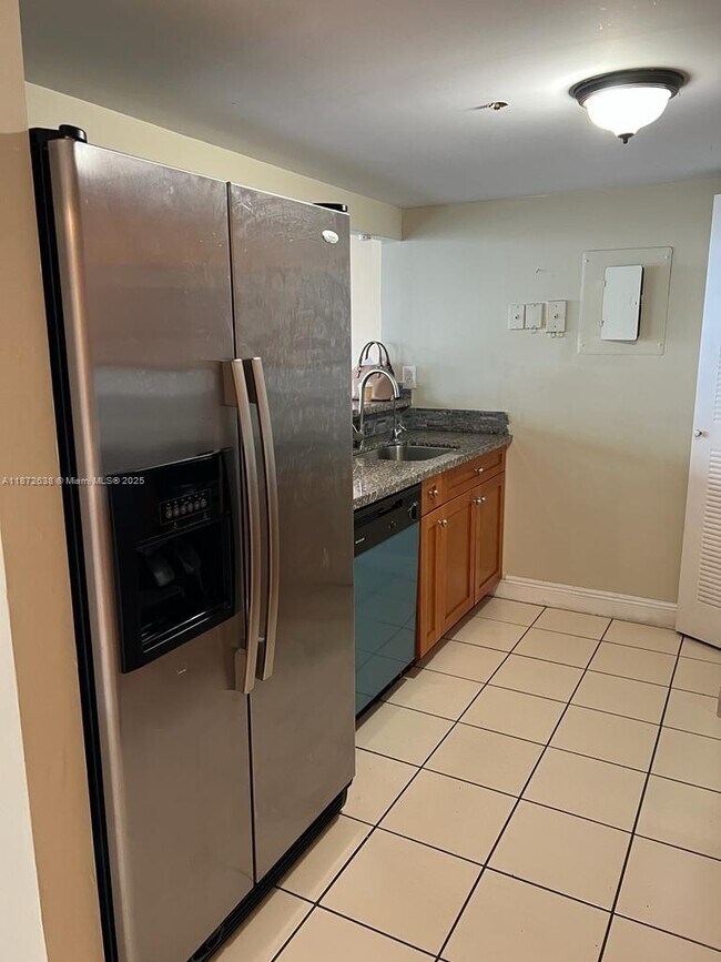 Photo - 7601 E Treasure Dr Unit 1814