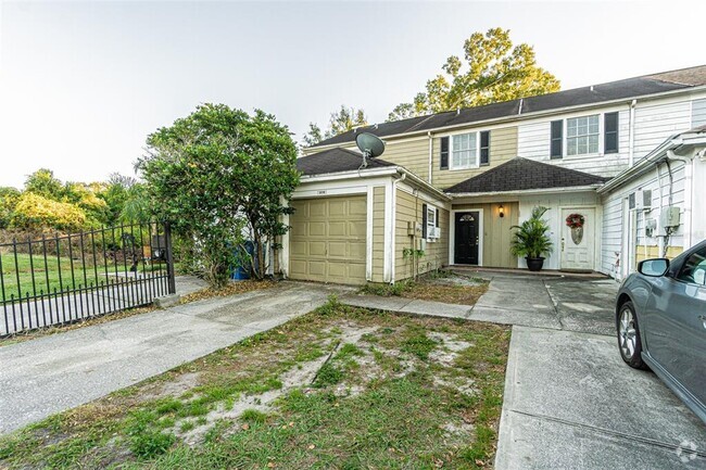 Building Photo - 6218 Oak Cluster Cir Rental