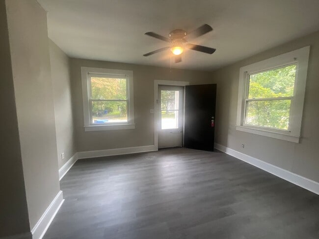 Photo - 108 Brainerd Ave