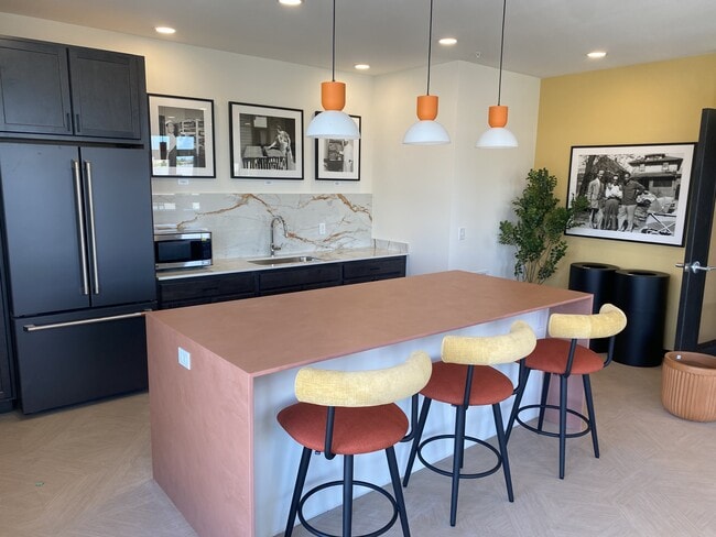 Community Room - Vicino Madison