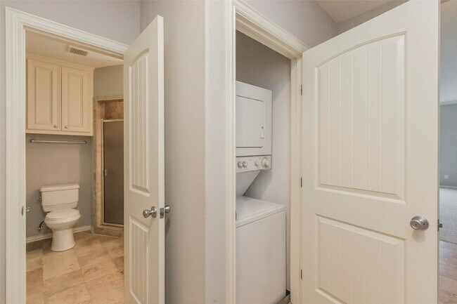 Photo - 2701 Helena St Unit 401