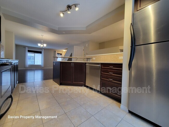 Photo - 1804-1870 70 St SW