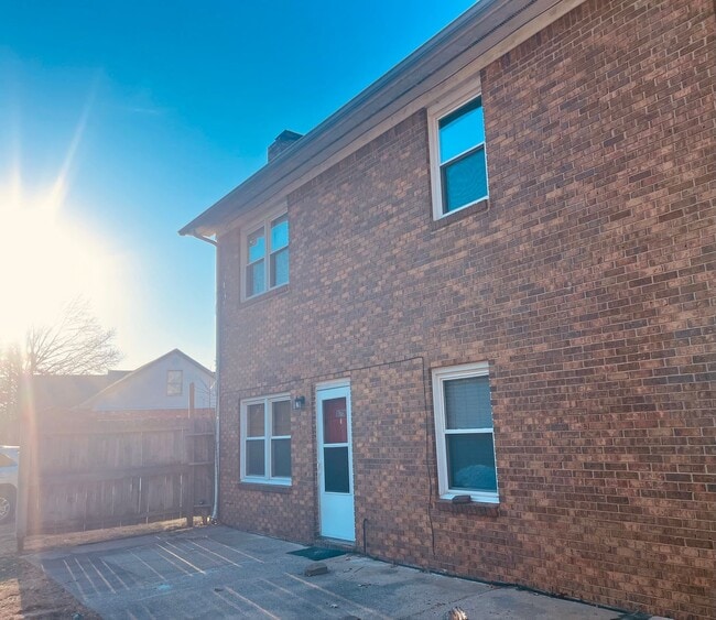 Building Photo - Lovelaceville Road Unit Lovelaceville Unfurnished