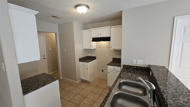 Photo - 7119 Acacia Ln