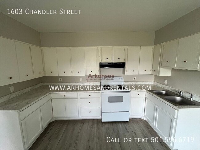 Photo - 1603 Chandler St