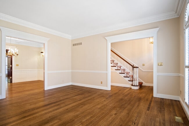 Photo - 312 N Brentwood Blvd