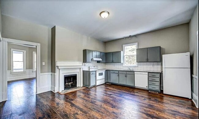 302 Park Ave Unit B